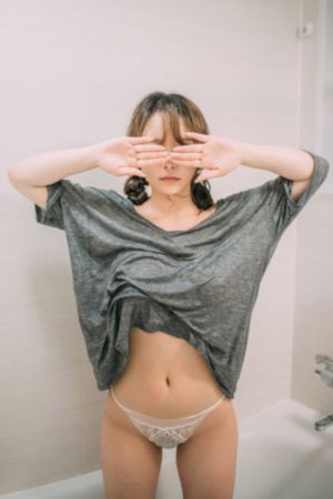 女朋友闺蜜的滋味2_午夜在线观看完整版